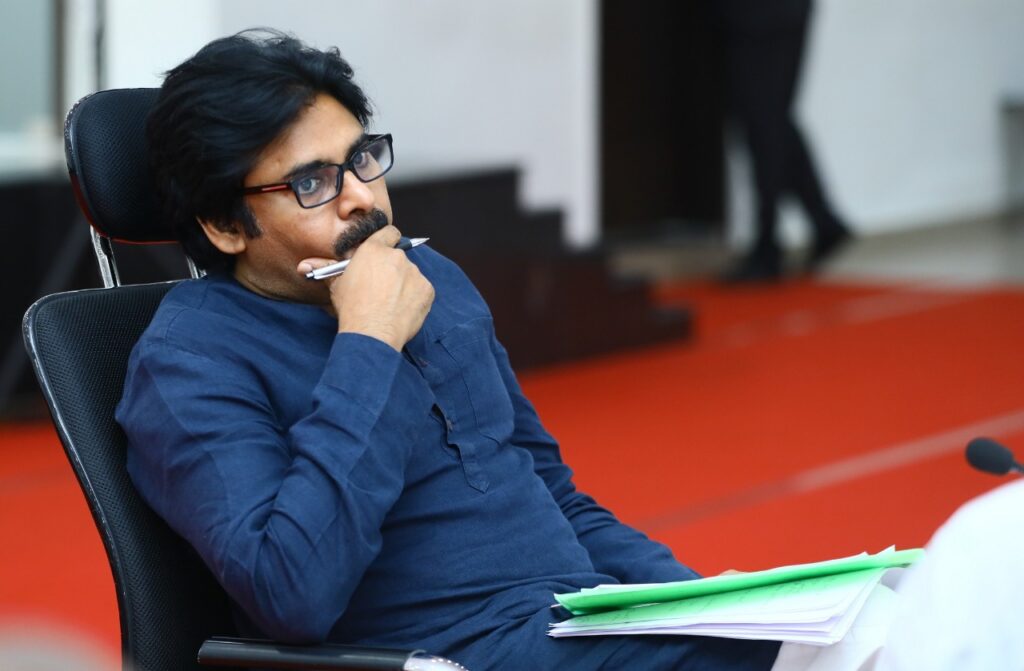 janasena chief pawan kalyan comments after meeting kapu sankshema sena members in mangalagiri